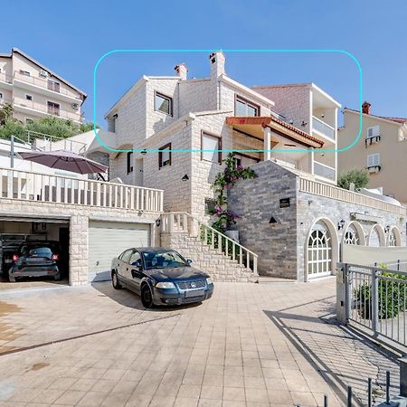 Apartments With Pool Vrdoljak Omiš Exterior foto